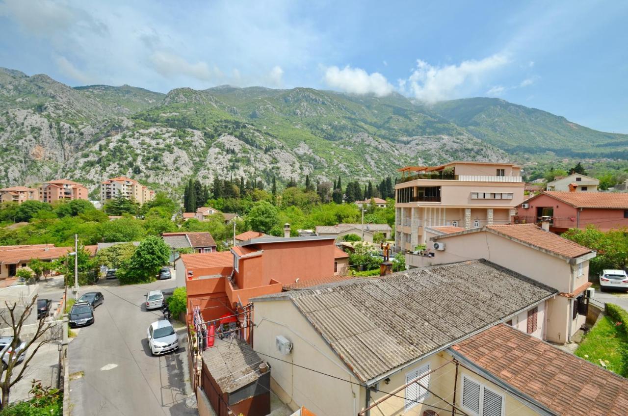 Bugi Apartment Kotor Exterior photo